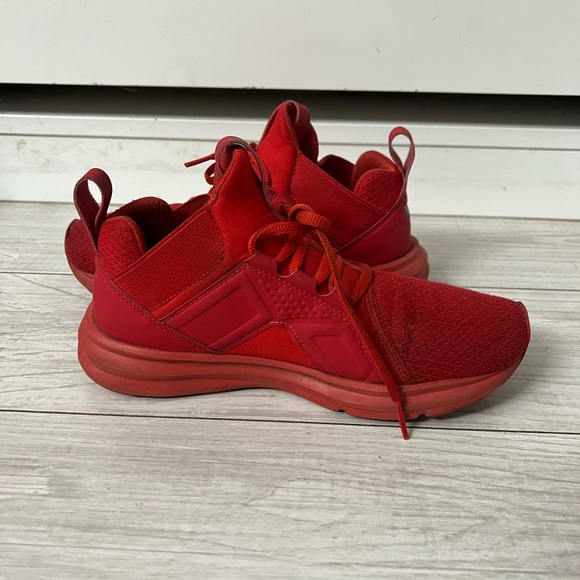 Puma kids Enzo Soft Foam Red Training Running Sneakers - Picture 2 of 6